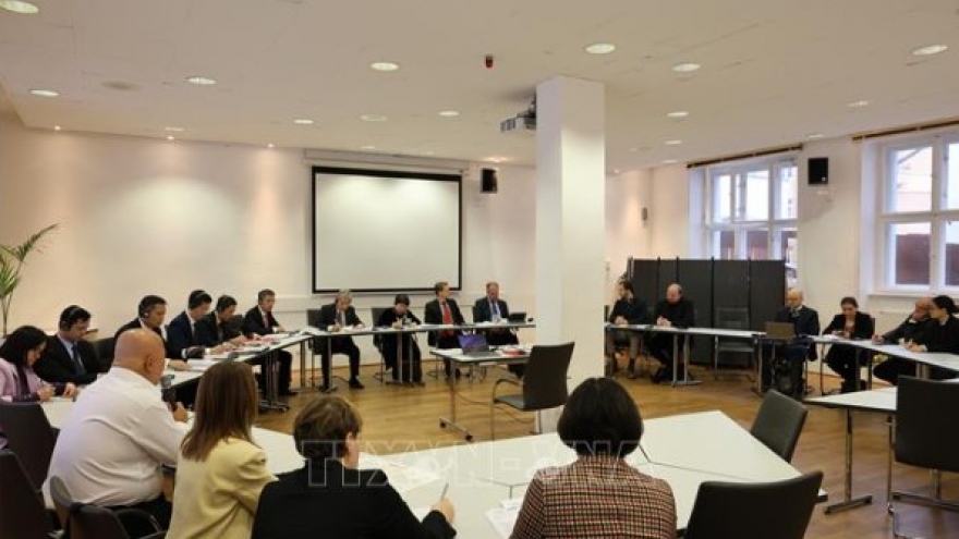 Policy dialogue enhances Vietnam-Germany party cooperation